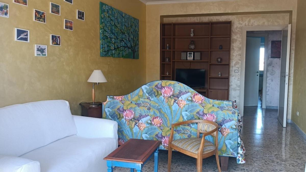 Appartamento A Casa Di Ugo - Colors And Space At Pigneto, Roma